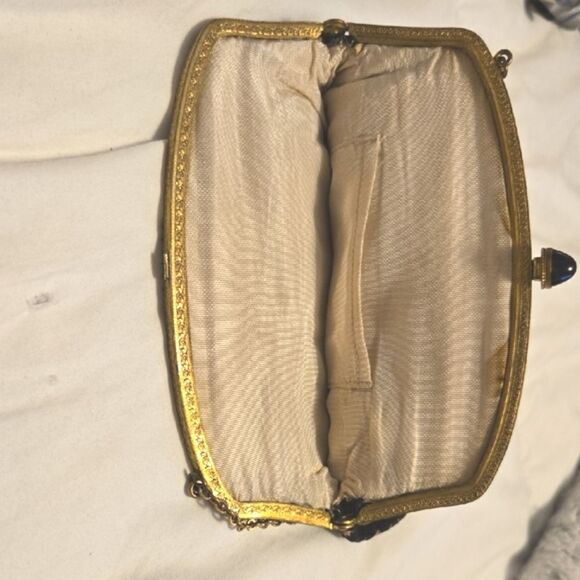 1930's Floral Tapestry Clutch with Chain Strap - Picture 5 of 6